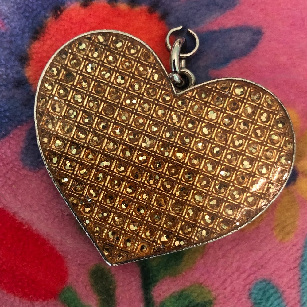 Jacobsons "Heart charm in Gold"